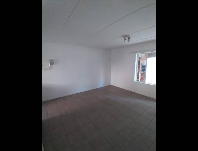 2 BEDROOM PROPERTY TO RENT IN RIETVALLEIRAND